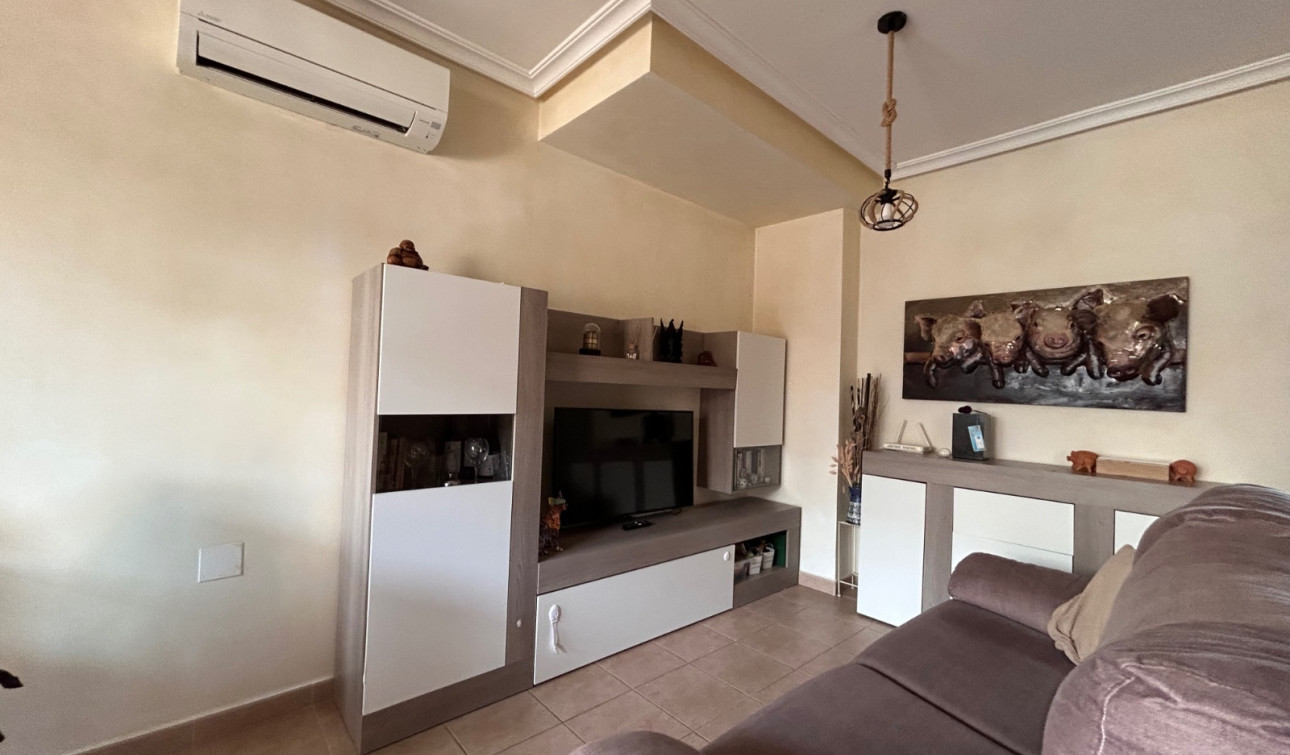 Herverkoop - Appartement / Flat - Jacarilla