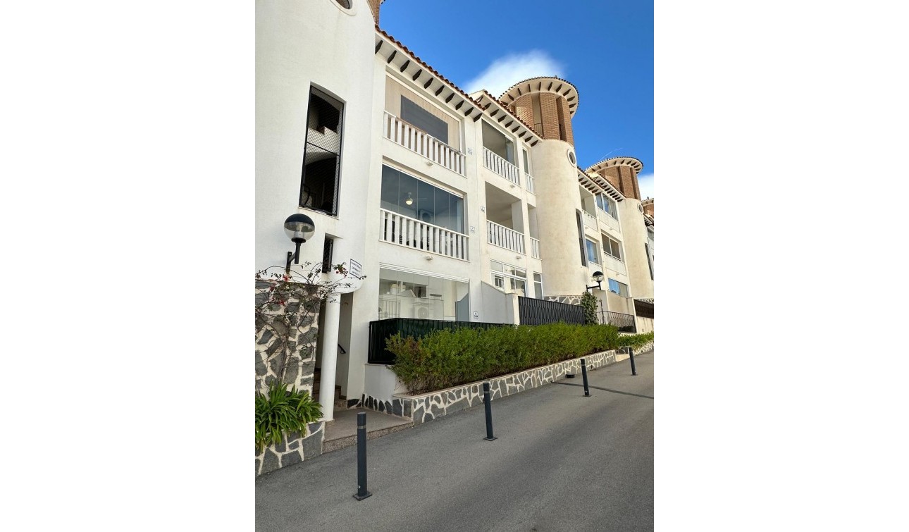 Herverkoop - Appartement / Flat - La Marina