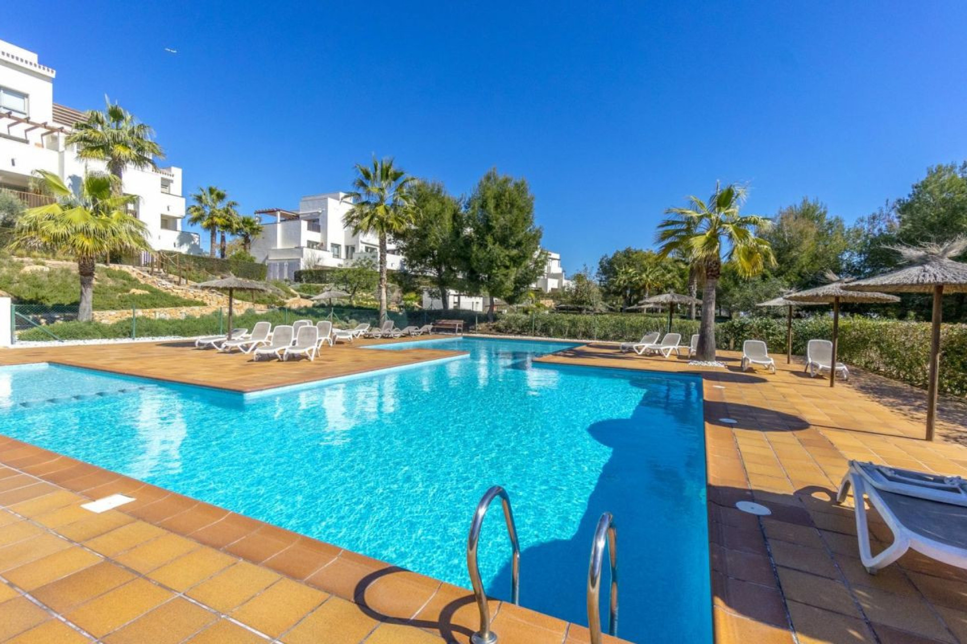 Herverkoop - Appartement / Flat - Orihuela Costa - Las Colinas Golf