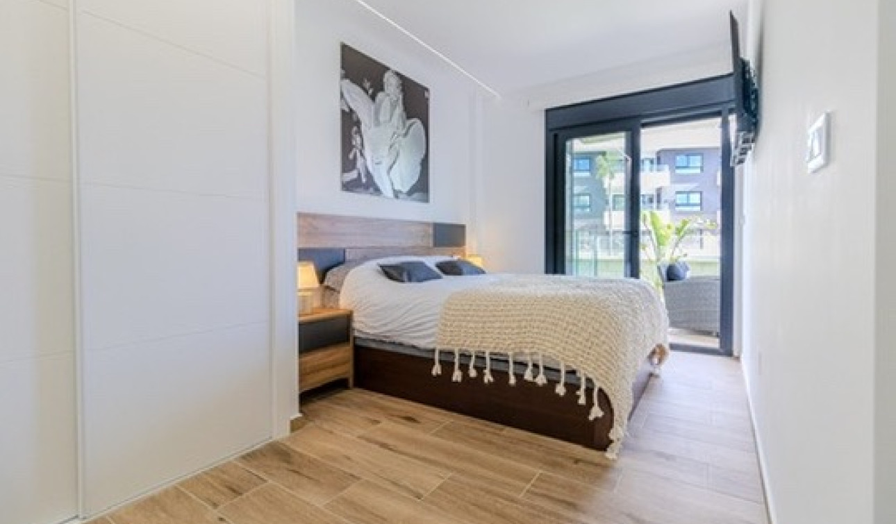 Herverkoop - Appartement / Flat - Orihuela Costa - Las Filipinas