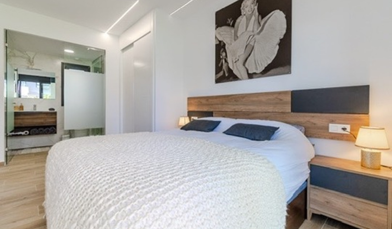 Herverkoop - Appartement / Flat - Orihuela Costa - Las Filipinas