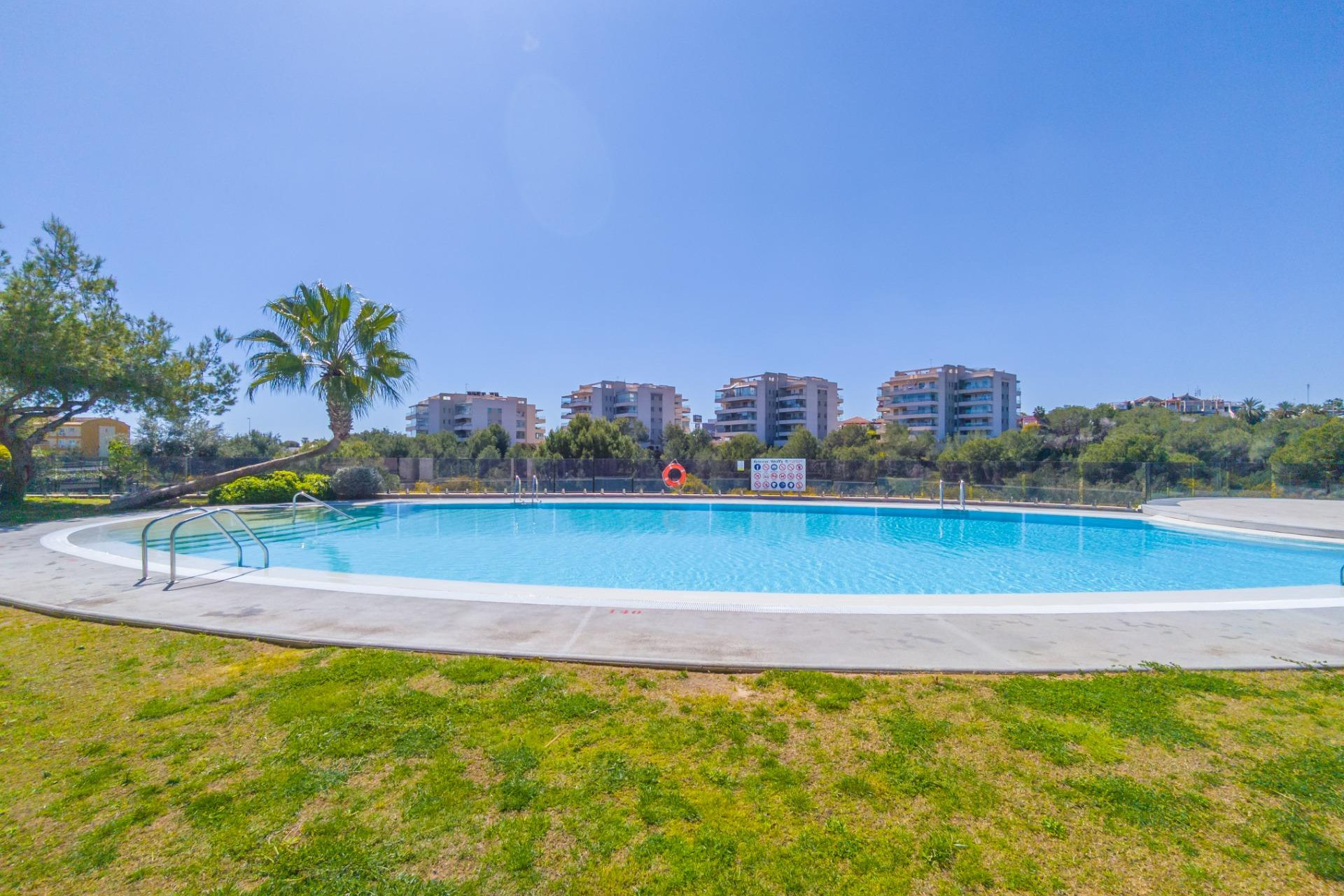 Herverkoop - Appartement / Flat - Orihuela Costa - Los Dolses