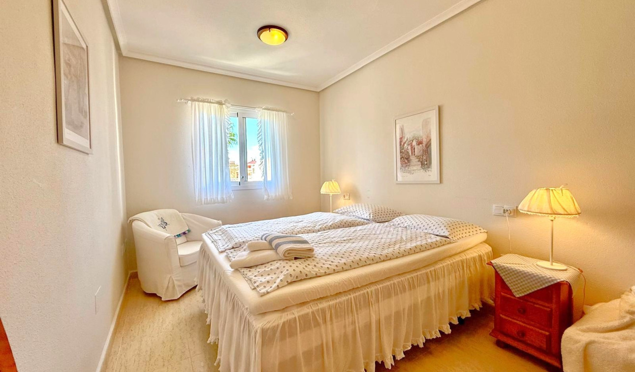 Herverkoop - Appartement / Flat - Orihuela Costa - Playa Flamenca