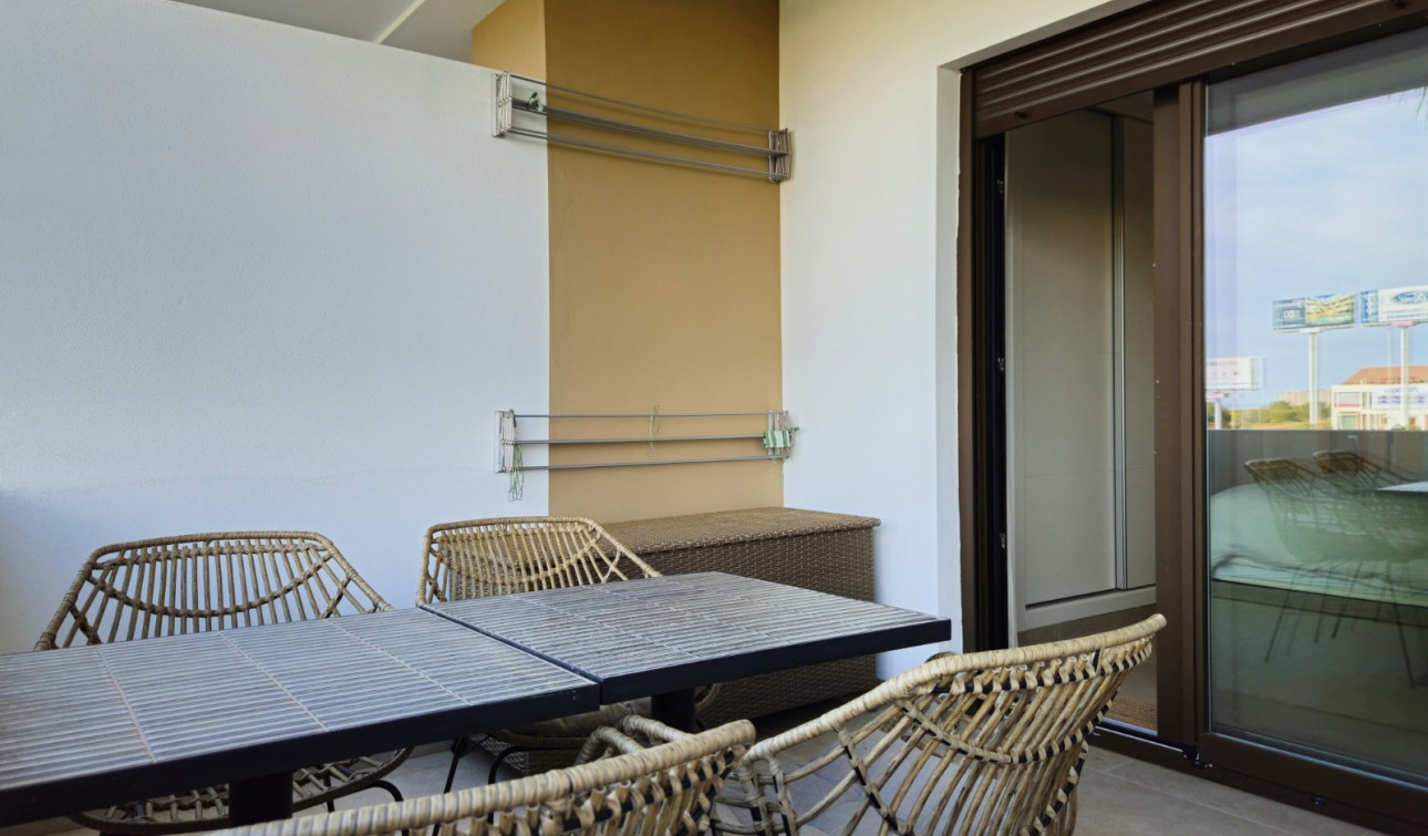 Herverkoop - Appartement / Flat - Orihuela Costa - Playa Flamenca