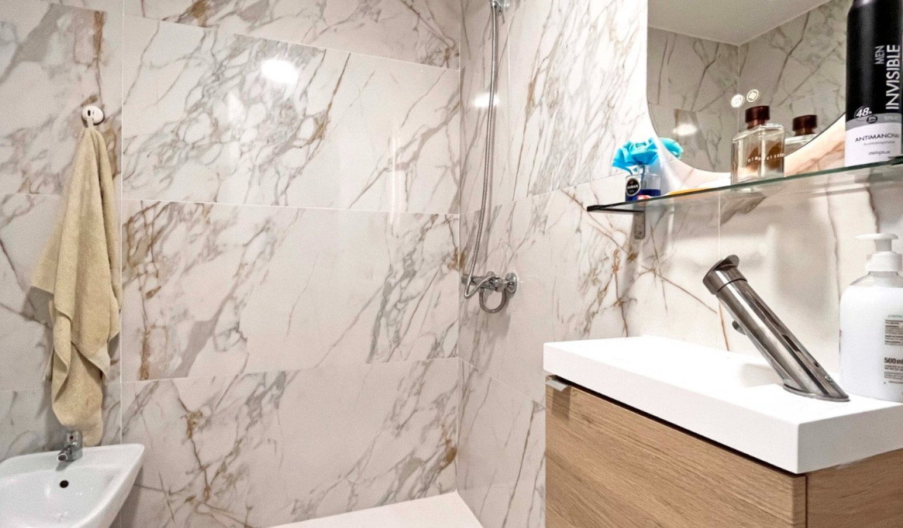 Herverkoop - Appartement / Flat - Orihuela Costa - Playa Flamenca