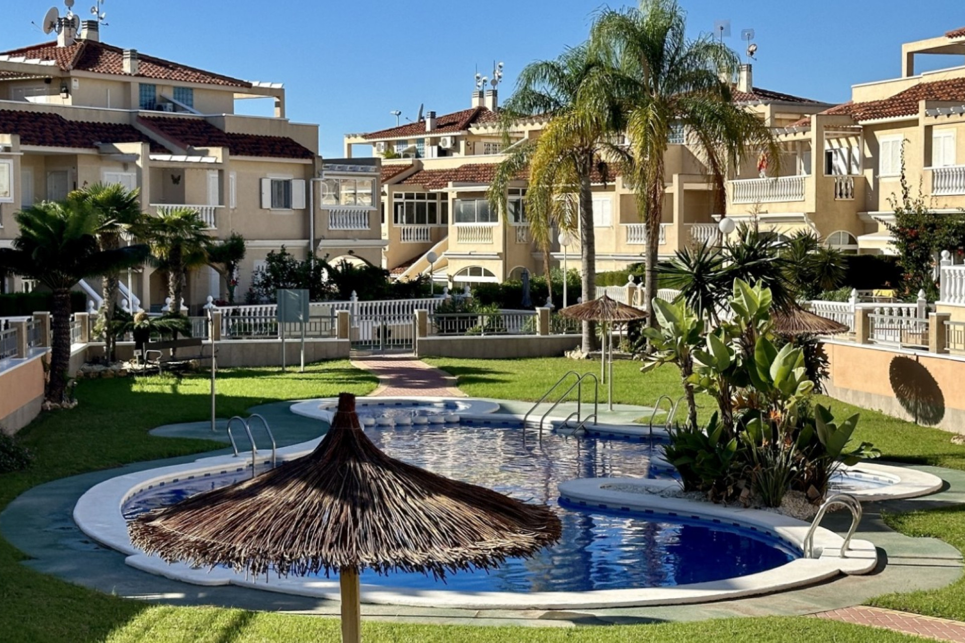 Herverkoop - Appartement / Flat - Orihuela Costa - Playa Flamenca