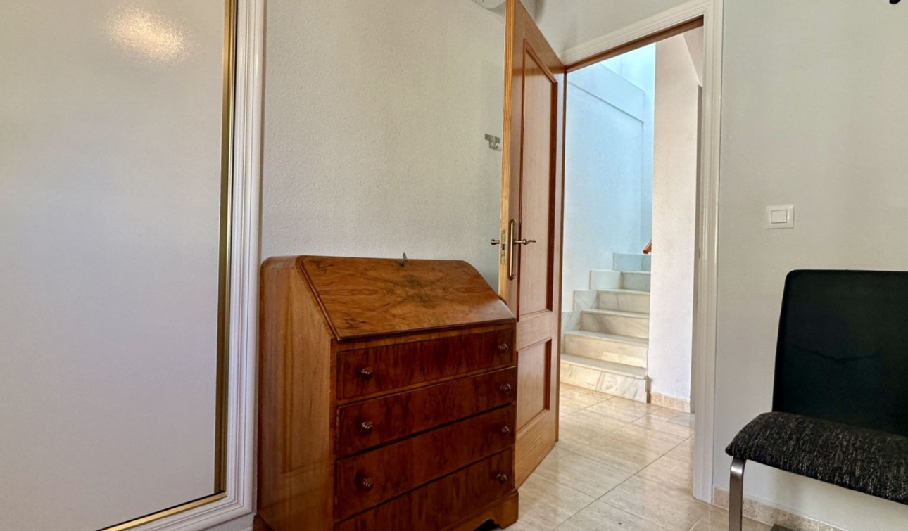 Herverkoop - Appartement / Flat - Orihuela Costa - Playa Flamenca