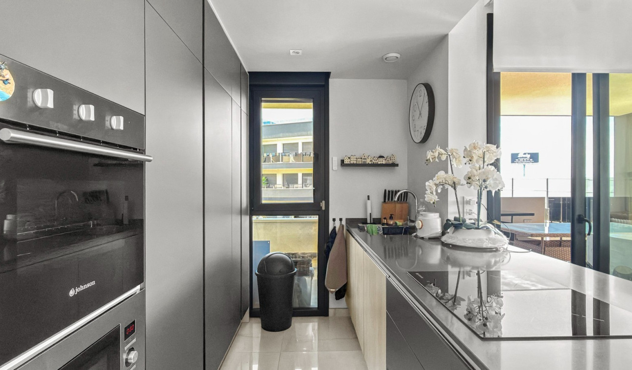 Herverkoop - Appartement / Flat - Orihuela Costa - Playa Flamenca