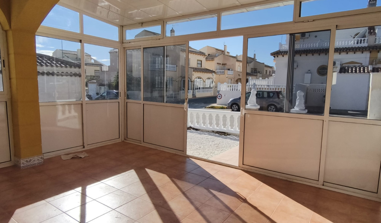 Herverkoop - Appartement / Flat - Orihuela Costa - Punta Prima