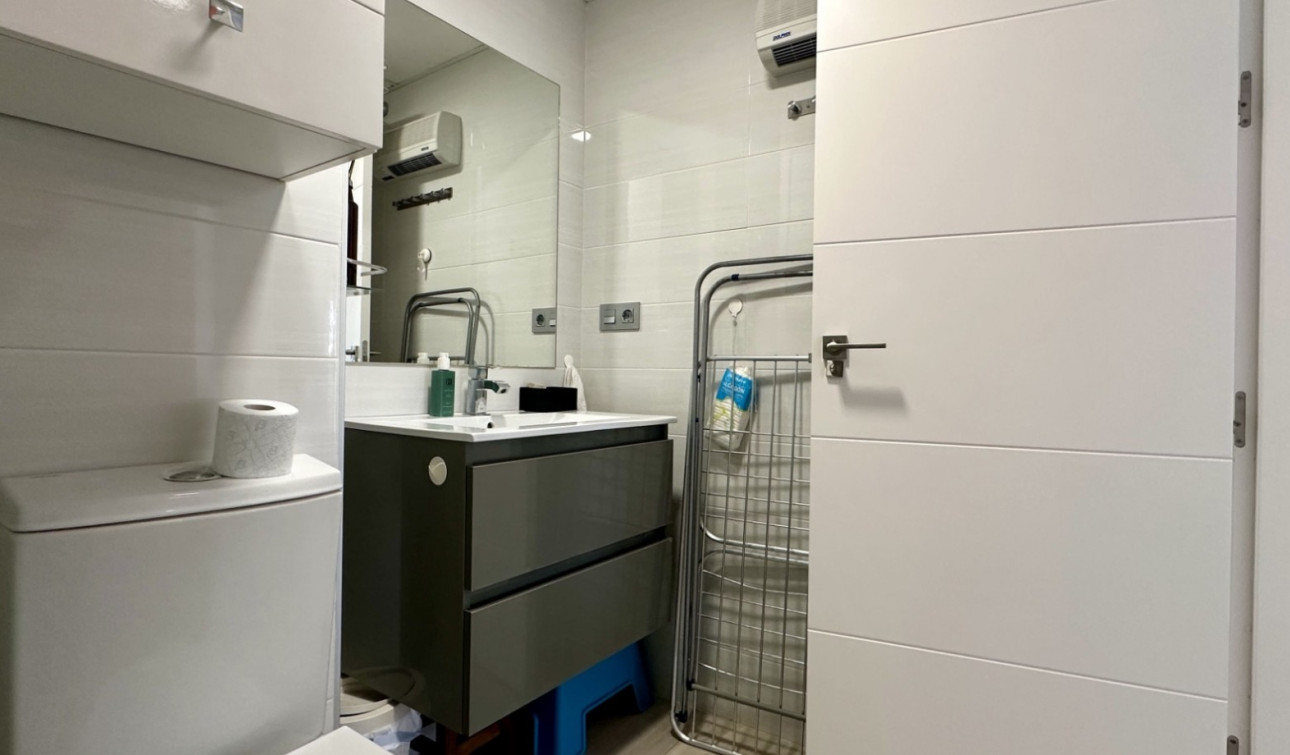 Herverkoop - Appartement / Flat - Orihuela Costa - Punta Prima