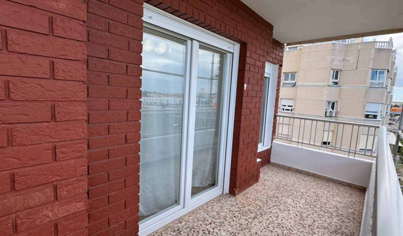 Herverkoop - Appartement / Flat - Orihuela Costa - Punta Prima