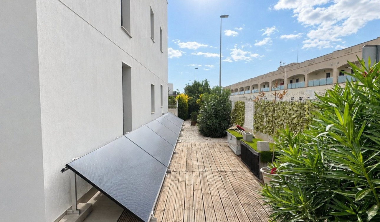 Herverkoop - Appartement / Flat - Orihuela Costa - Punta Prima