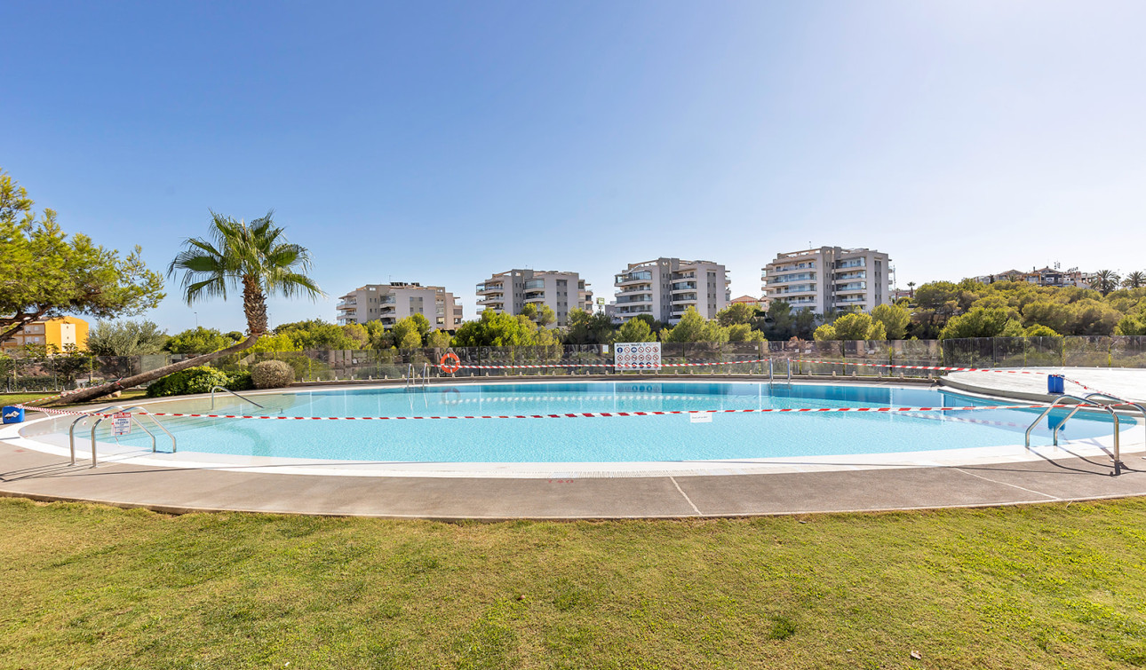 Herverkoop - Appartement / Flat - Orihuela Costa - Villamartín