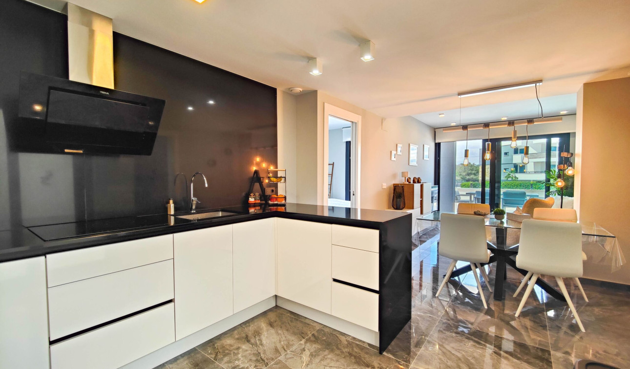 Herverkoop - Appartement / Flat - Orihuela Costa