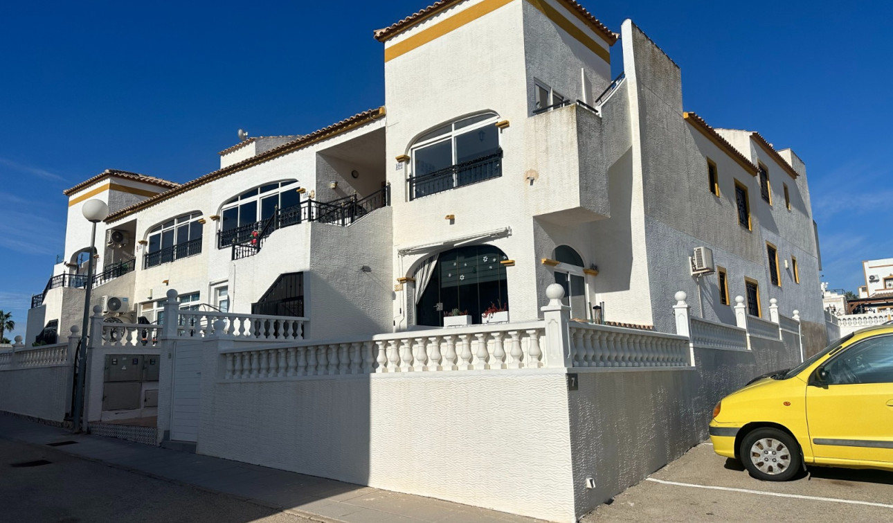 Herverkoop - Appartement / Flat - Orihuela - Entre Naranjos