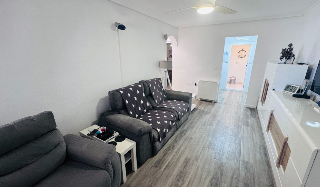 Herverkoop - Appartement / Flat - Orihuela - Entre Naranjos