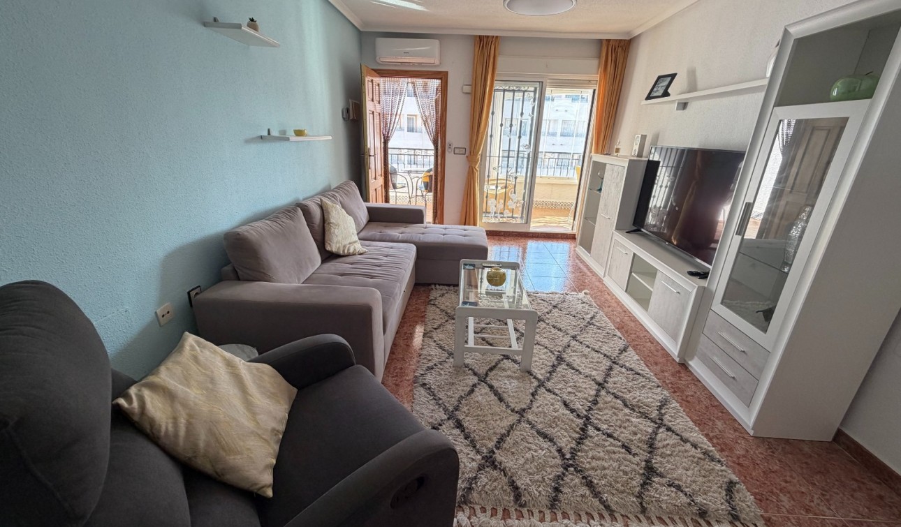 Herverkoop - Appartement / Flat - Orihuela - Entre Naranjos