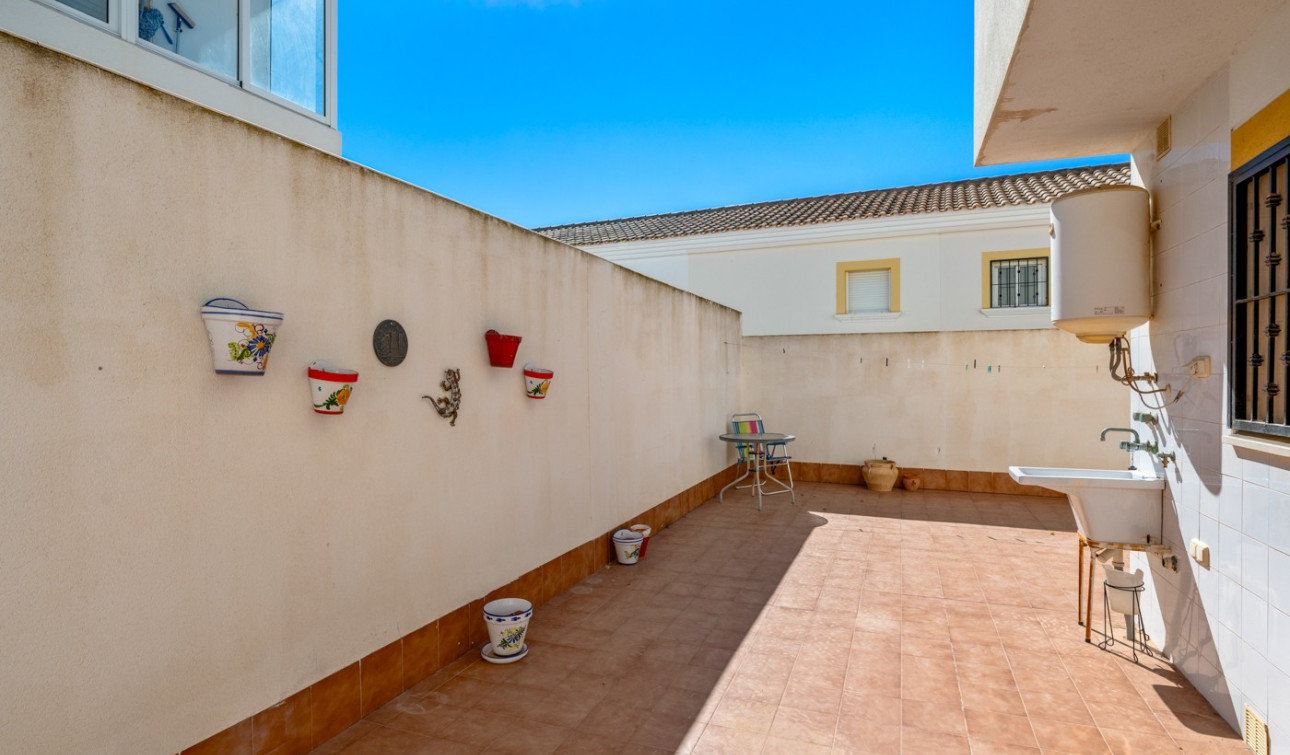 Herverkoop - Appartement / Flat - Orihuela - Entre Naranjos