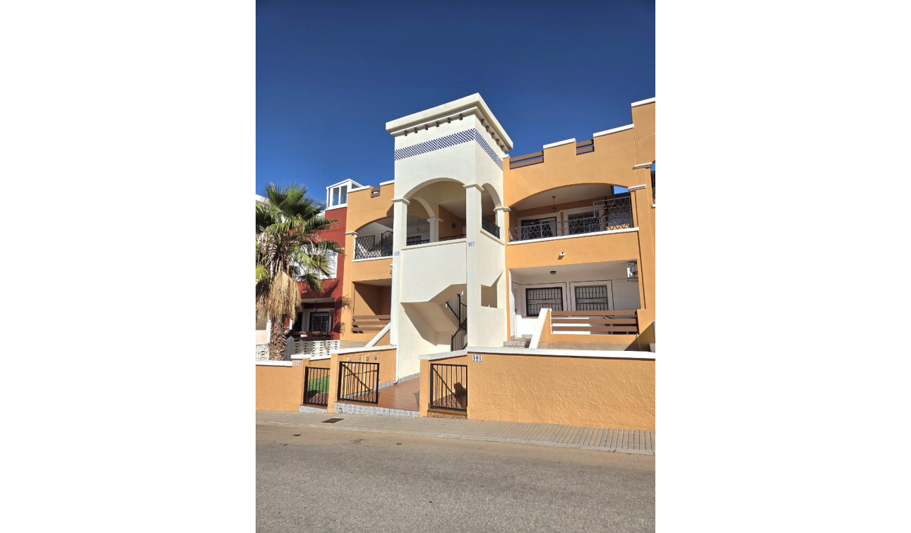 Herverkoop - Appartement / Flat - Orihuela - Los Balcones