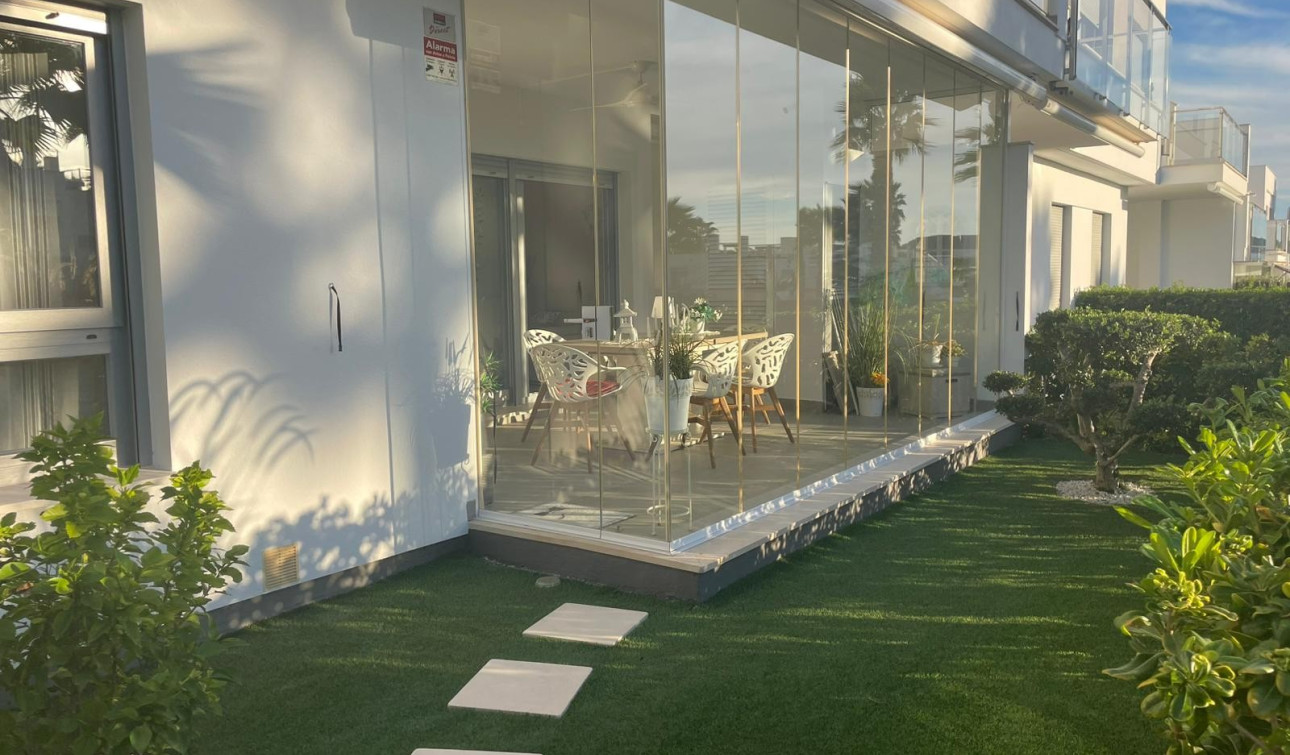 Herverkoop - Appartement / Flat - Orihuela - Vistabella