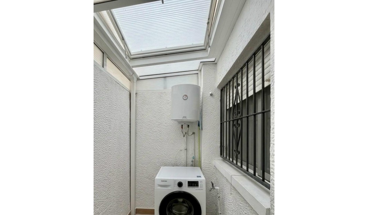 Herverkoop - Appartement / Flat - Orihuela