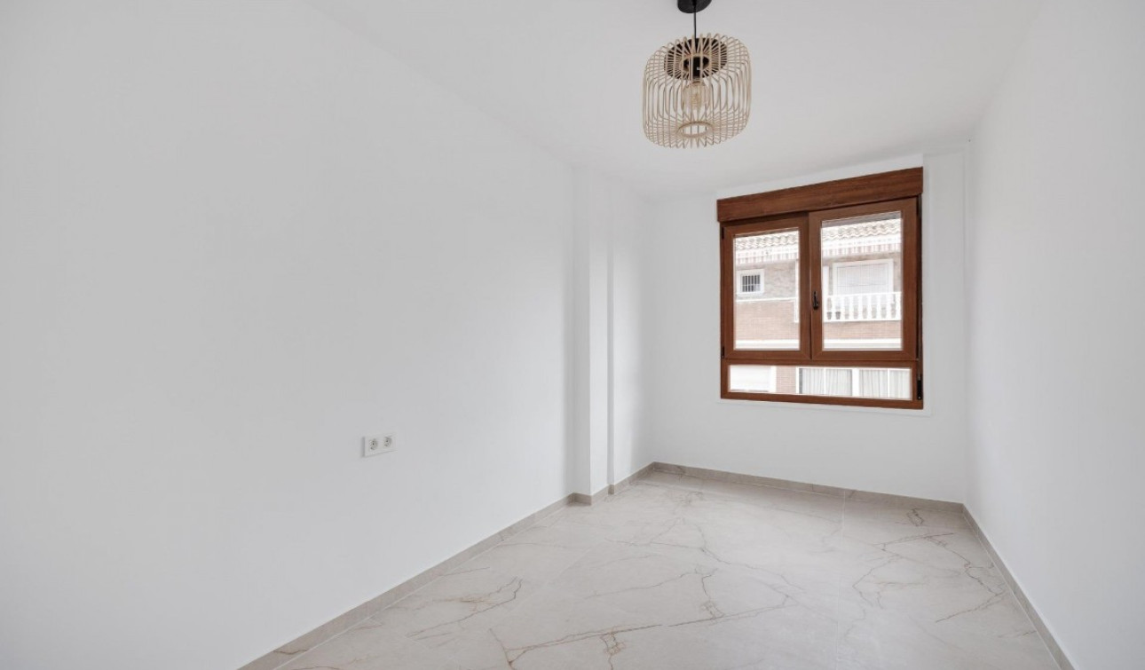 Herverkoop - Appartement / Flat - Playa del Acequion