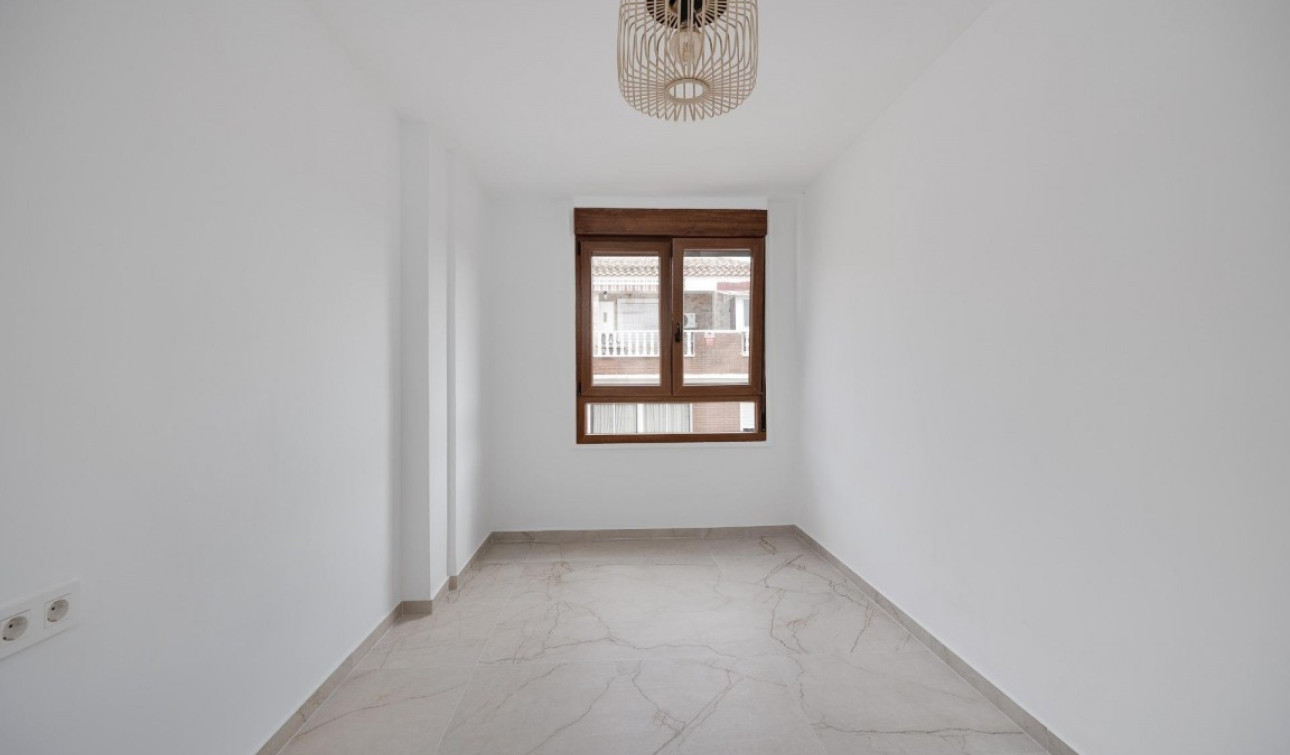 Herverkoop - Appartement / Flat - Playa del Acequion