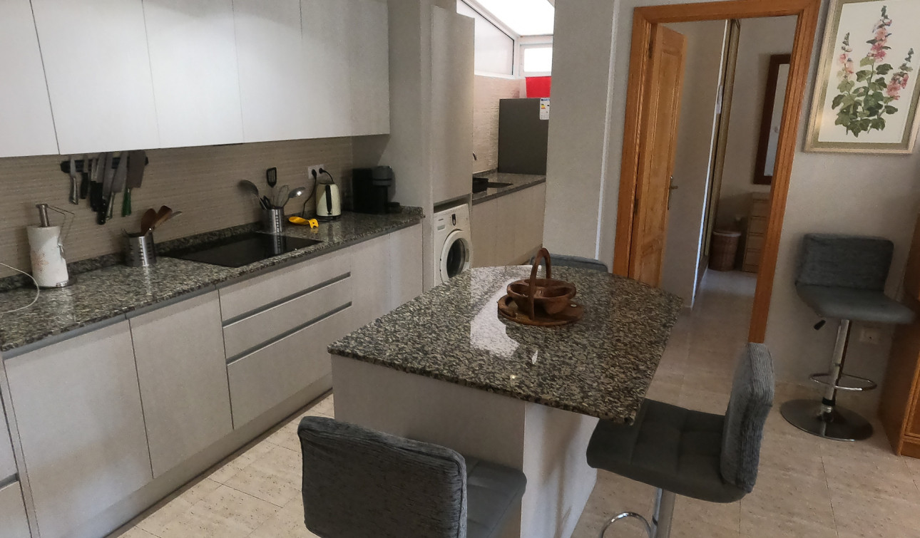 Herverkoop - Appartement / Flat - Playa Flamenca