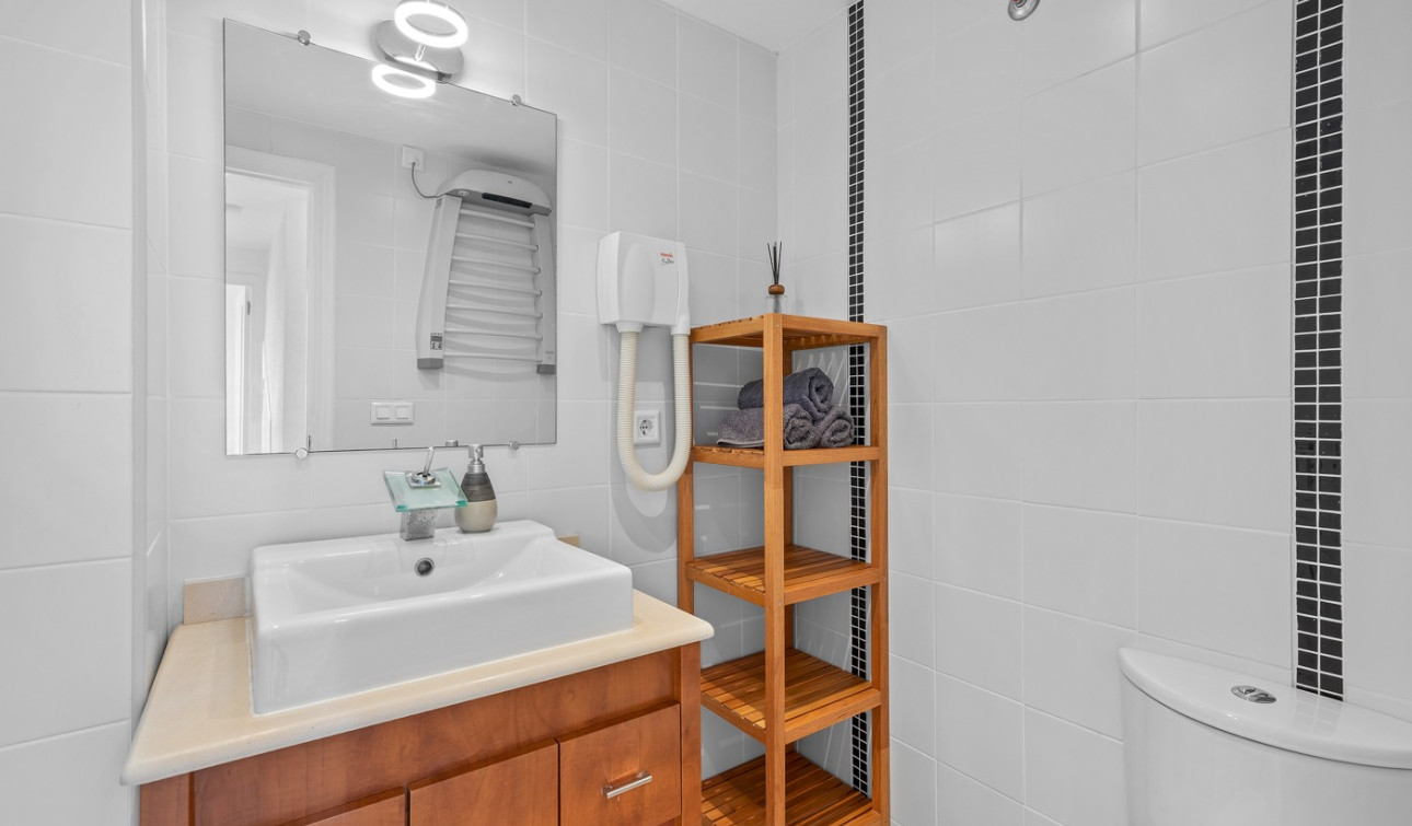 Herverkoop - Appartement / Flat - Punta Prima