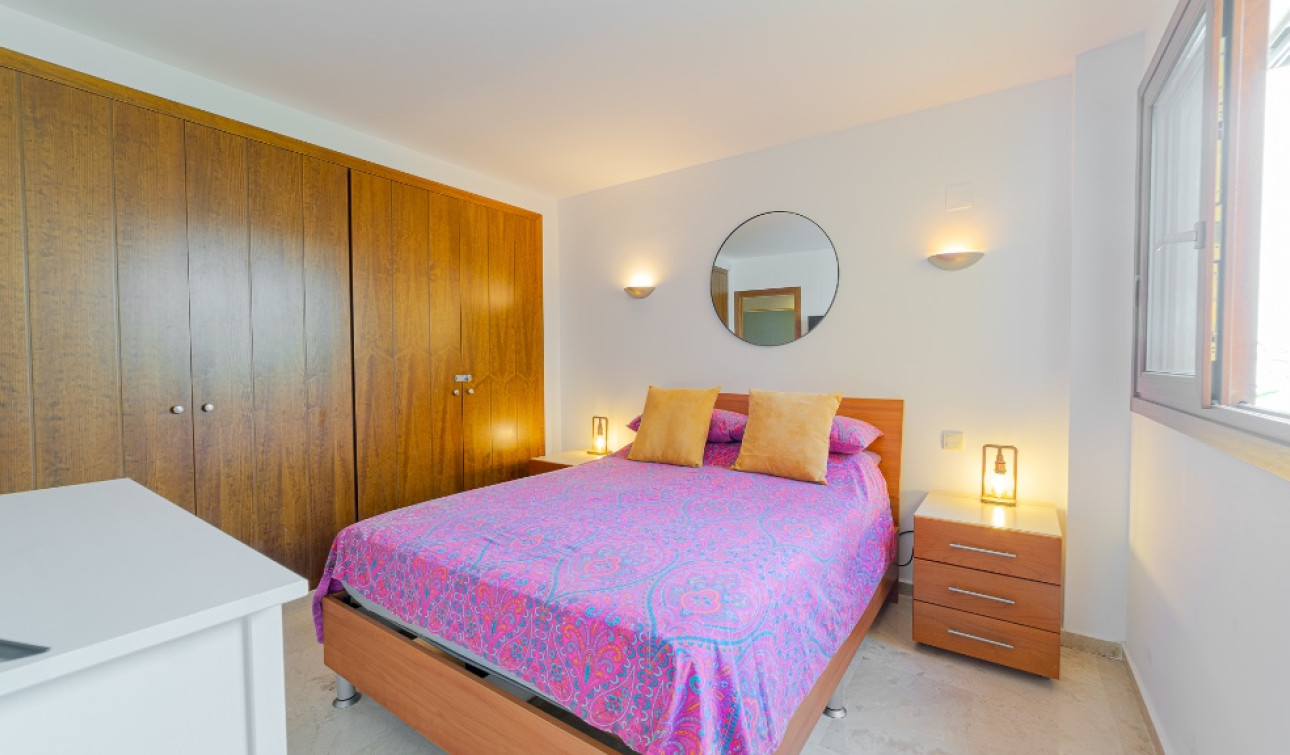 Herverkoop - Appartement / Flat - Punta Prima