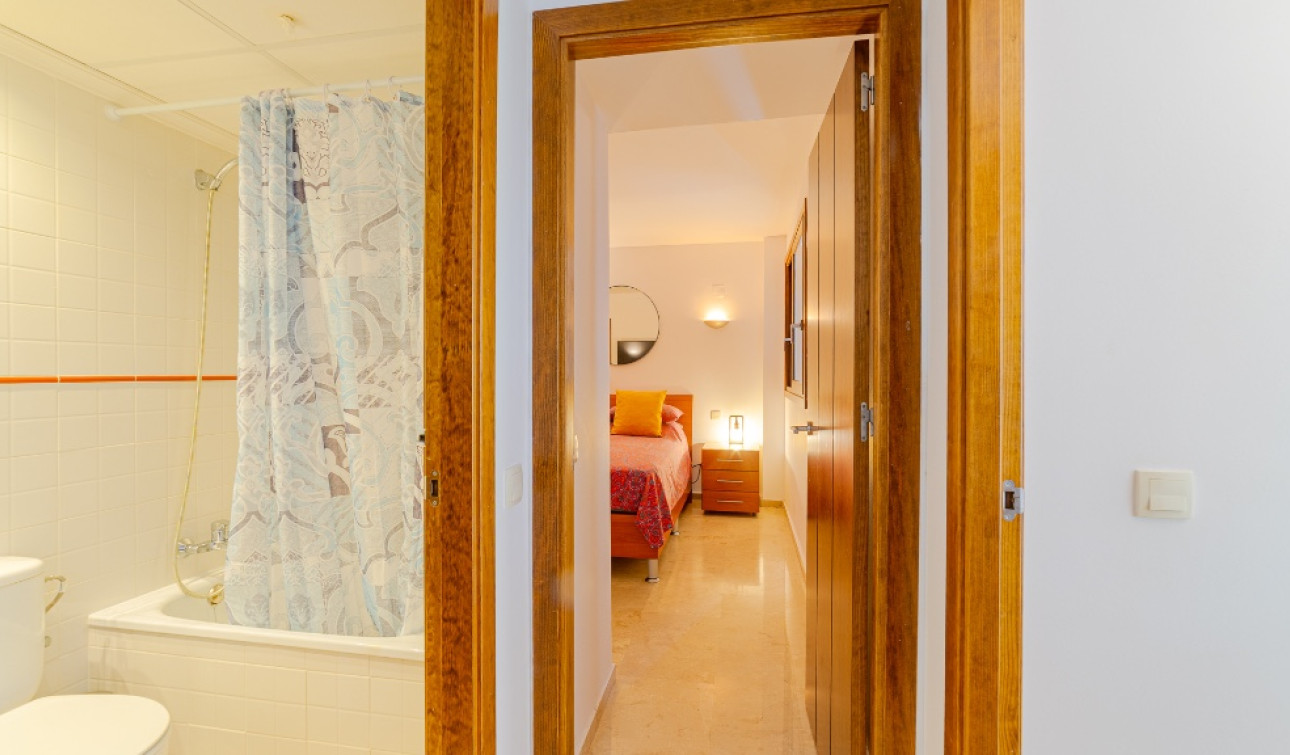 Herverkoop - Appartement / Flat - Punta Prima