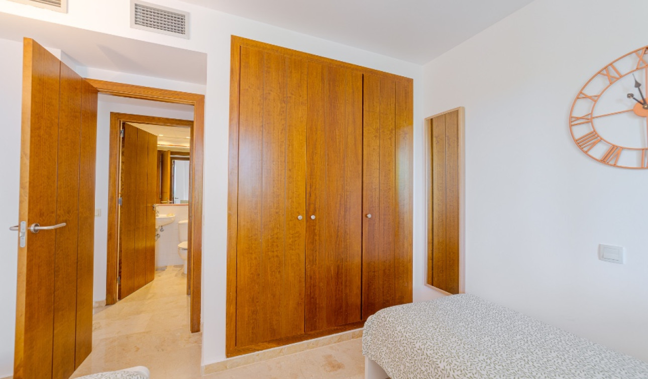Herverkoop - Appartement / Flat - Punta Prima