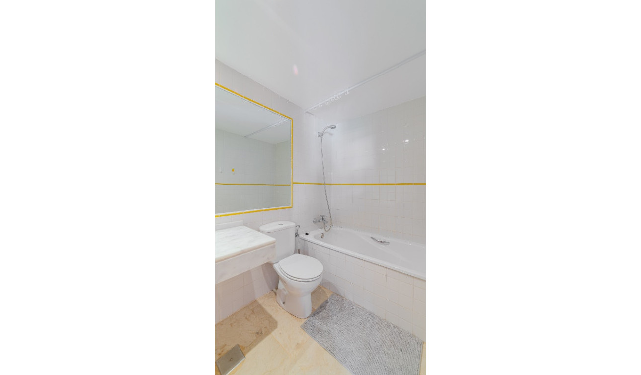 Herverkoop - Appartement / Flat - Punta Prima