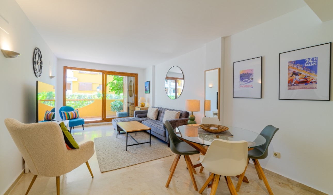 Herverkoop - Appartement / Flat - Punta Prima