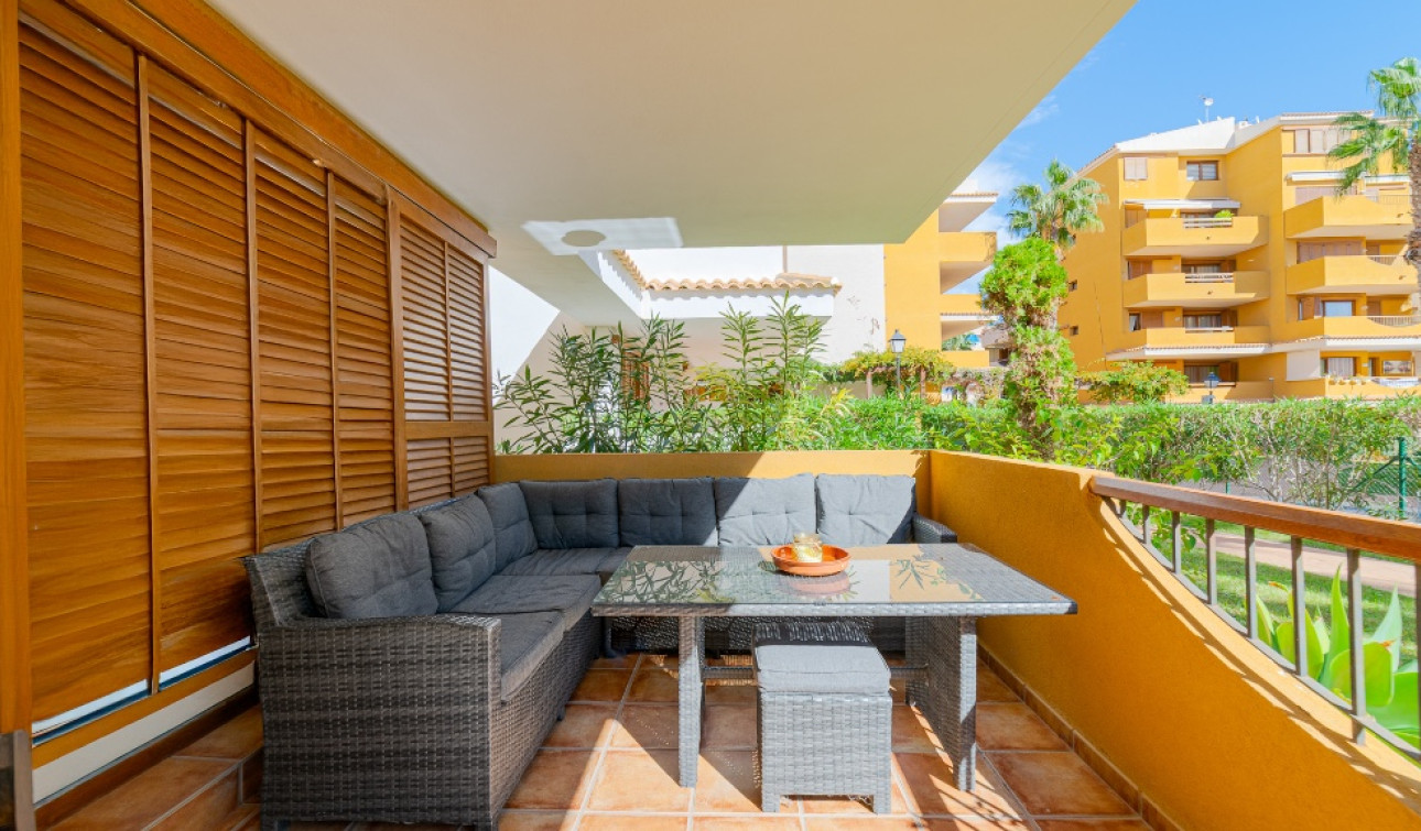 Herverkoop - Appartement / Flat - Punta Prima