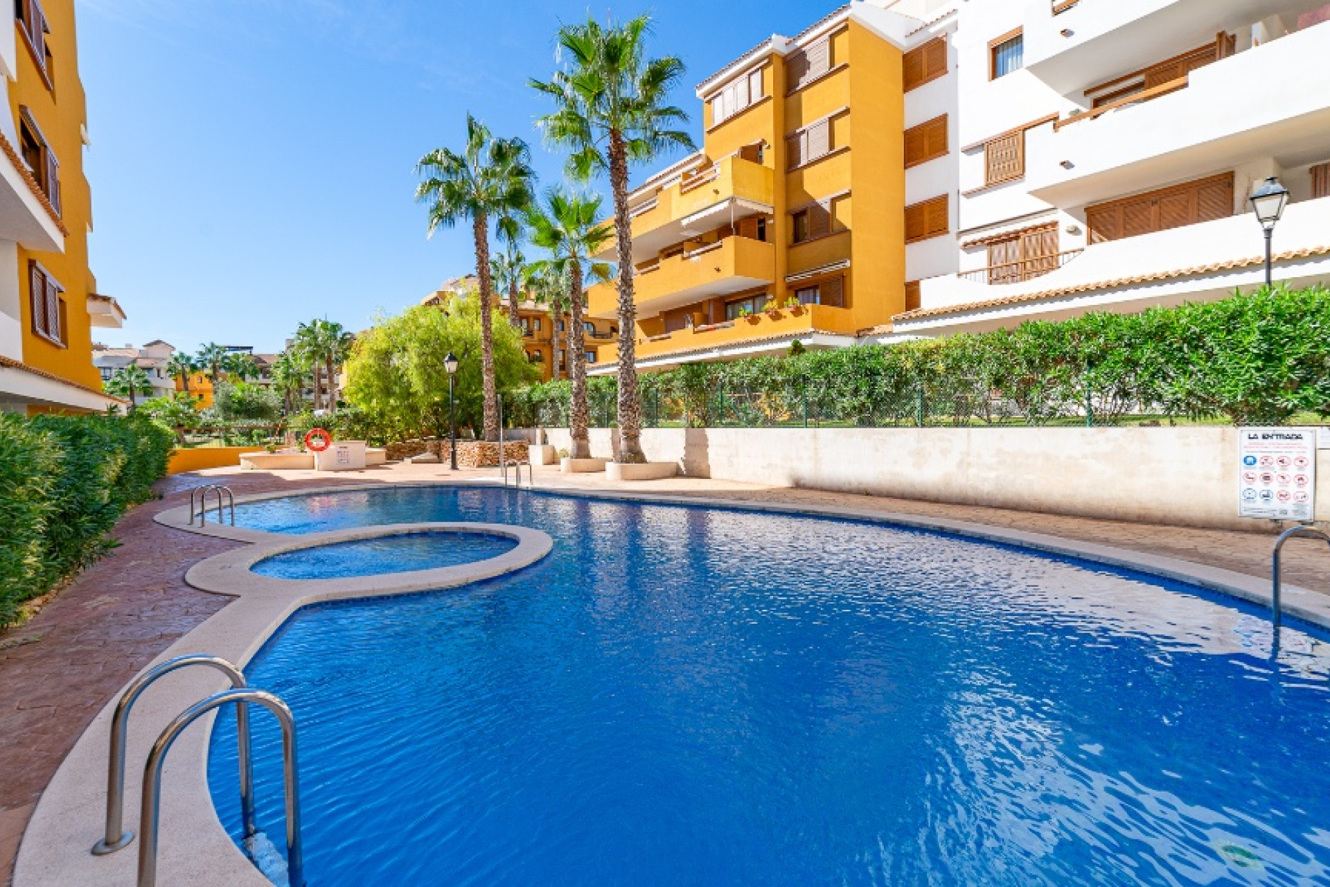 Herverkoop - Appartement / Flat - Punta Prima