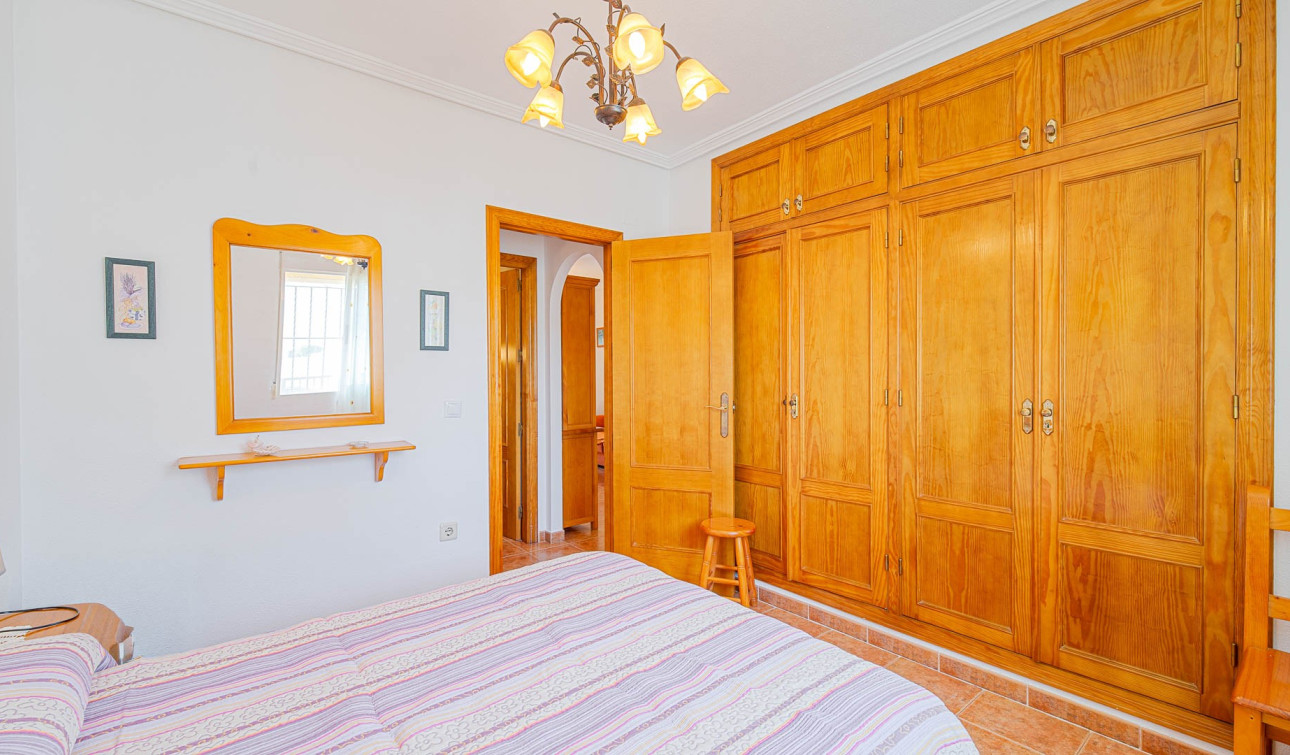 Herverkoop - Appartement / Flat - Punta Prima