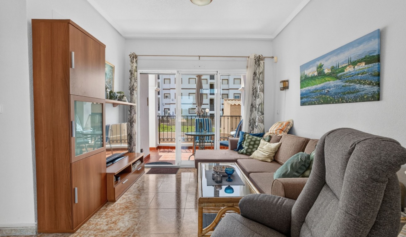 Herverkoop - Appartement / Flat - Punta Prima