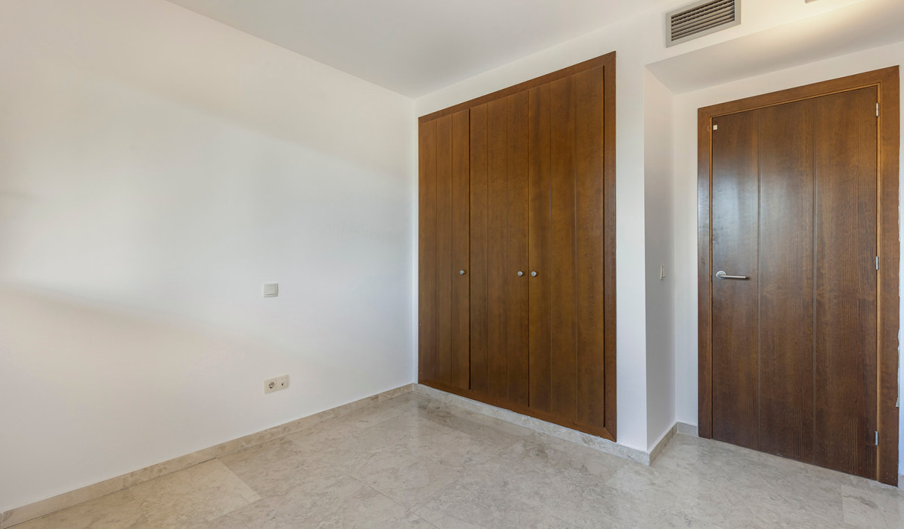 Herverkoop - Appartement / Flat - Punta Prima