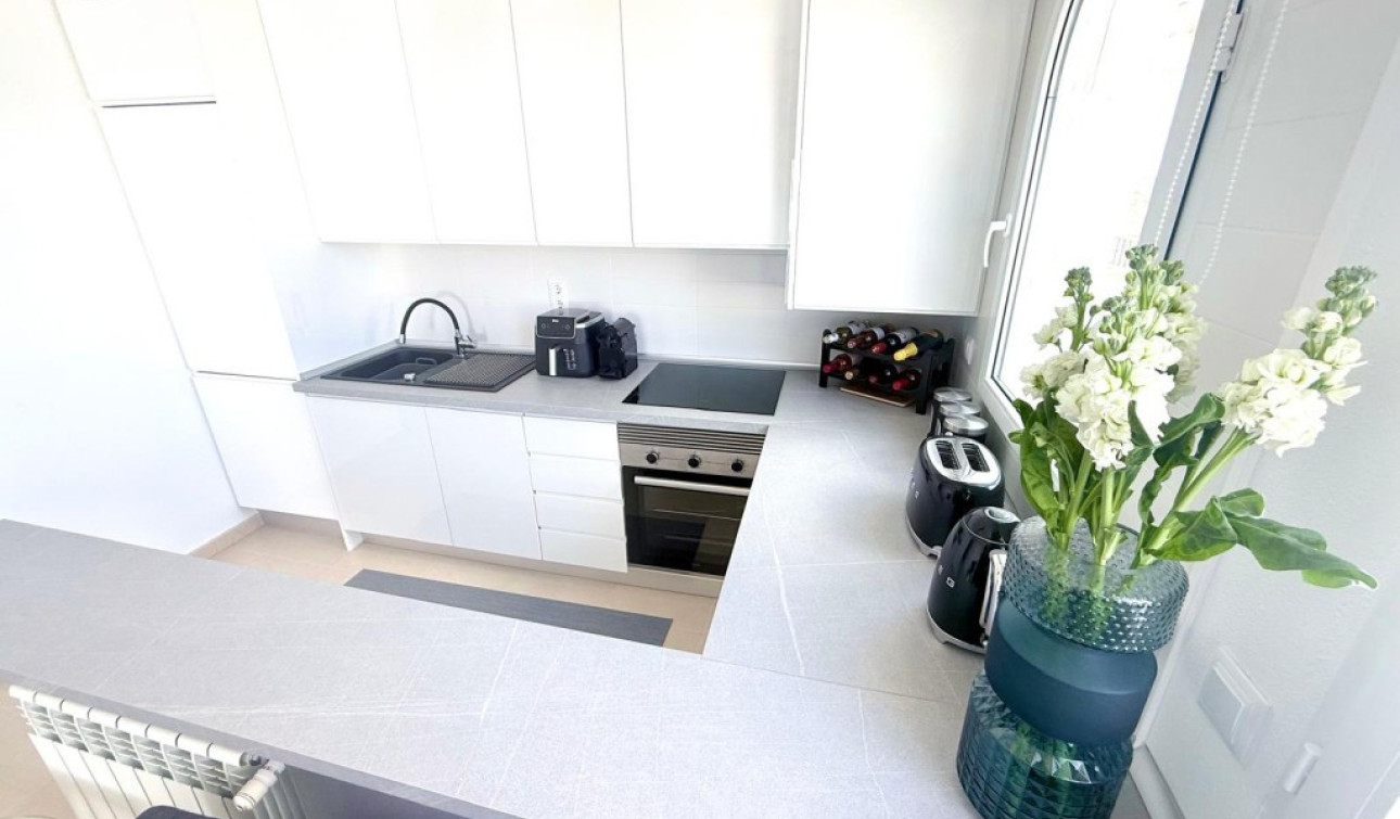 Herverkoop - Appartement / Flat - Sucina