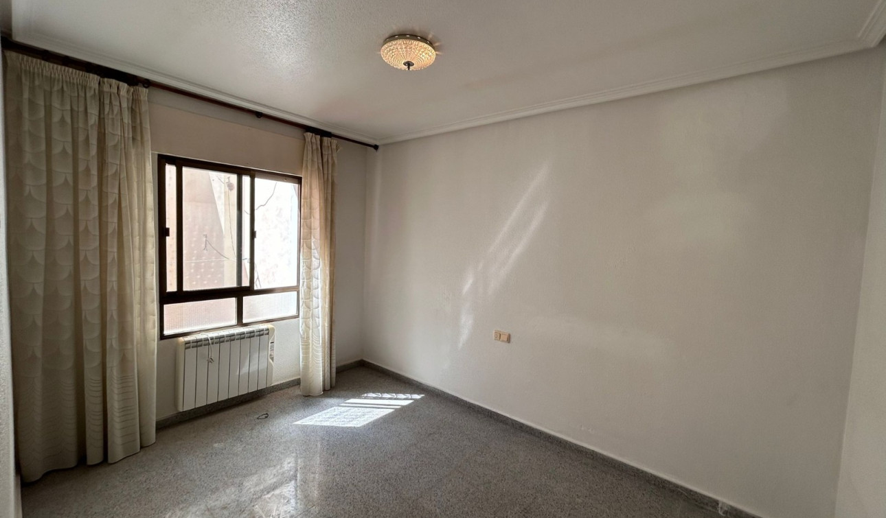 Herverkoop - Appartement / Flat - Torremendo