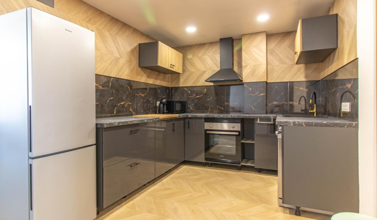 Herverkoop - Appartement / Flat - Torrevieja - Acequion