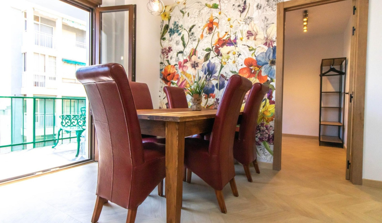 Herverkoop - Appartement / Flat - Torrevieja - Acequion