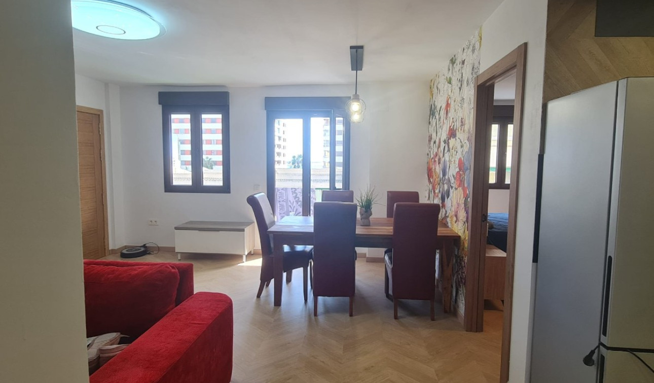 Herverkoop - Appartement / Flat - Torrevieja - Acequion