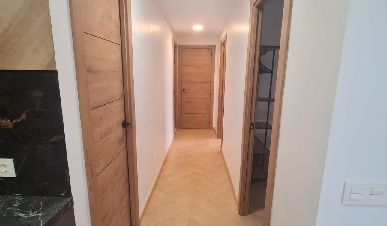 Herverkoop - Appartement / Flat - Torrevieja - Acequion