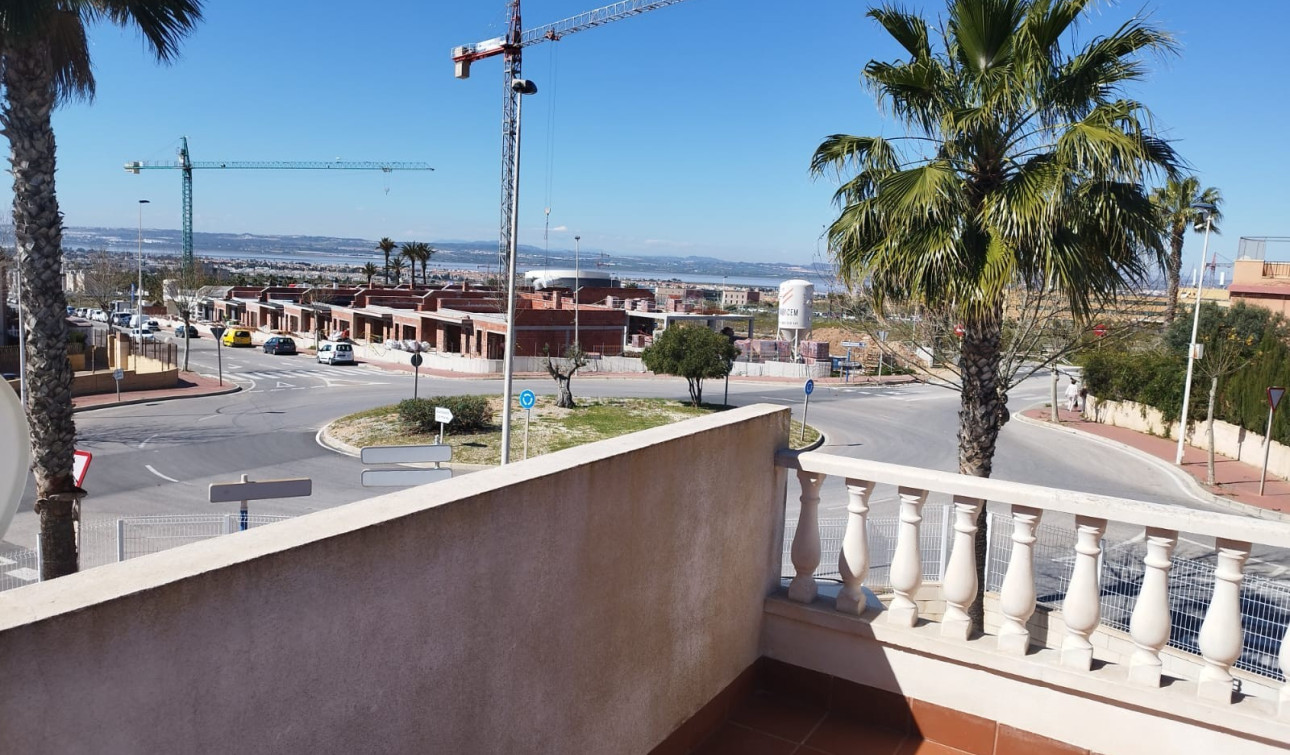 Herverkoop - Appartement / Flat - Torrevieja - Aguas Nuevas