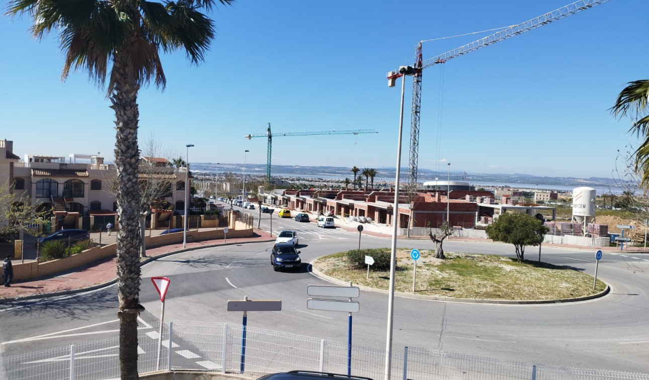 Herverkoop - Appartement / Flat - Torrevieja - Aguas Nuevas