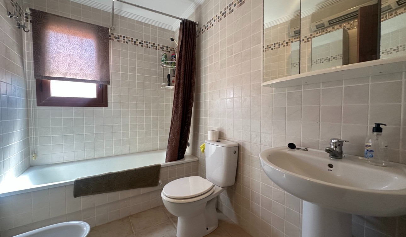 Herverkoop - Appartement / Flat - Torrevieja - Aguas Nuevas