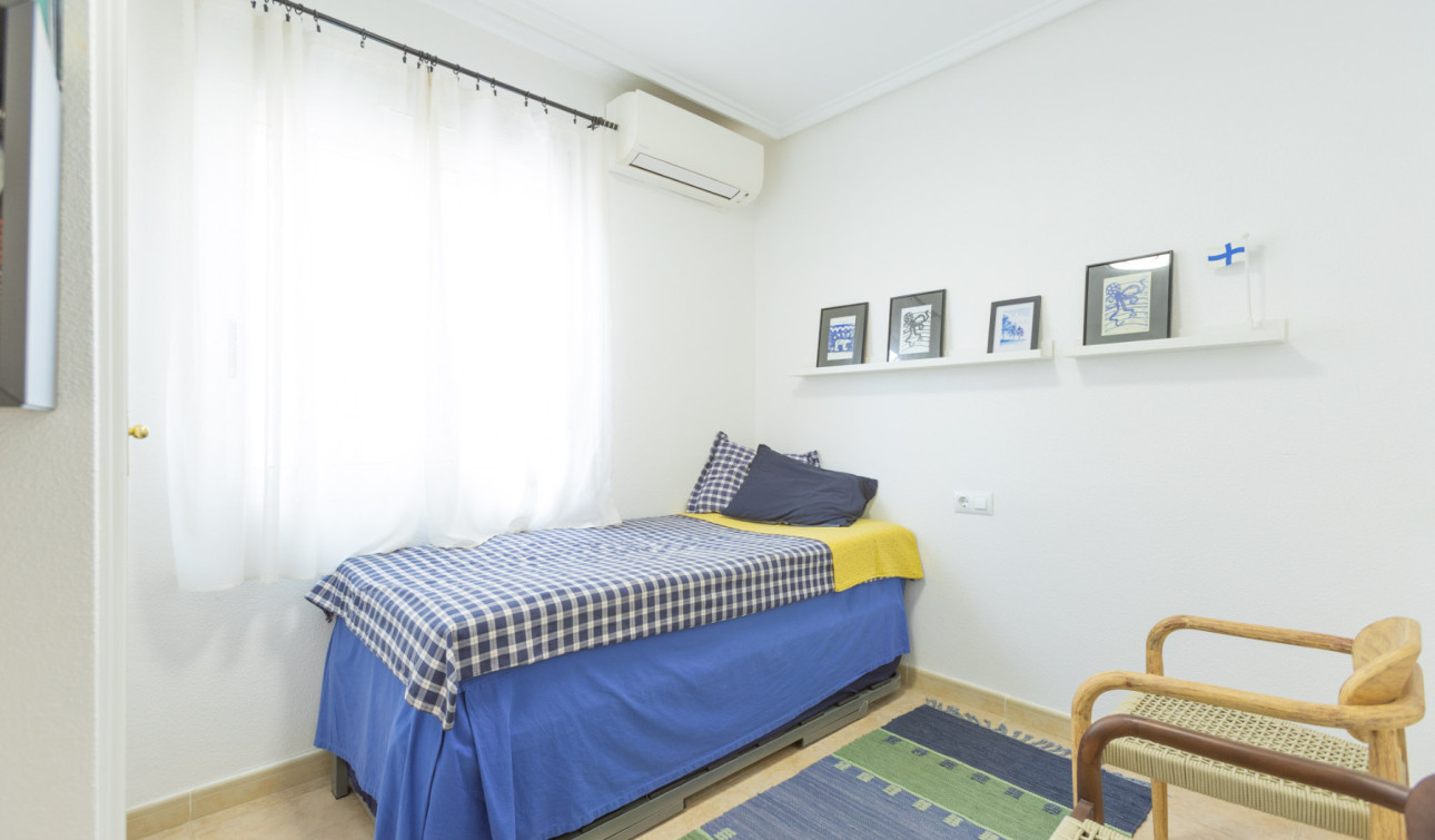 Herverkoop - Appartement / Flat - Torrevieja - Aguas Nuevas