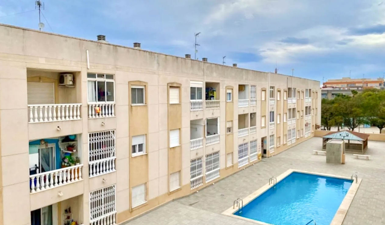 Herverkoop - Appartement / Flat - Torrevieja - Antonio Machado